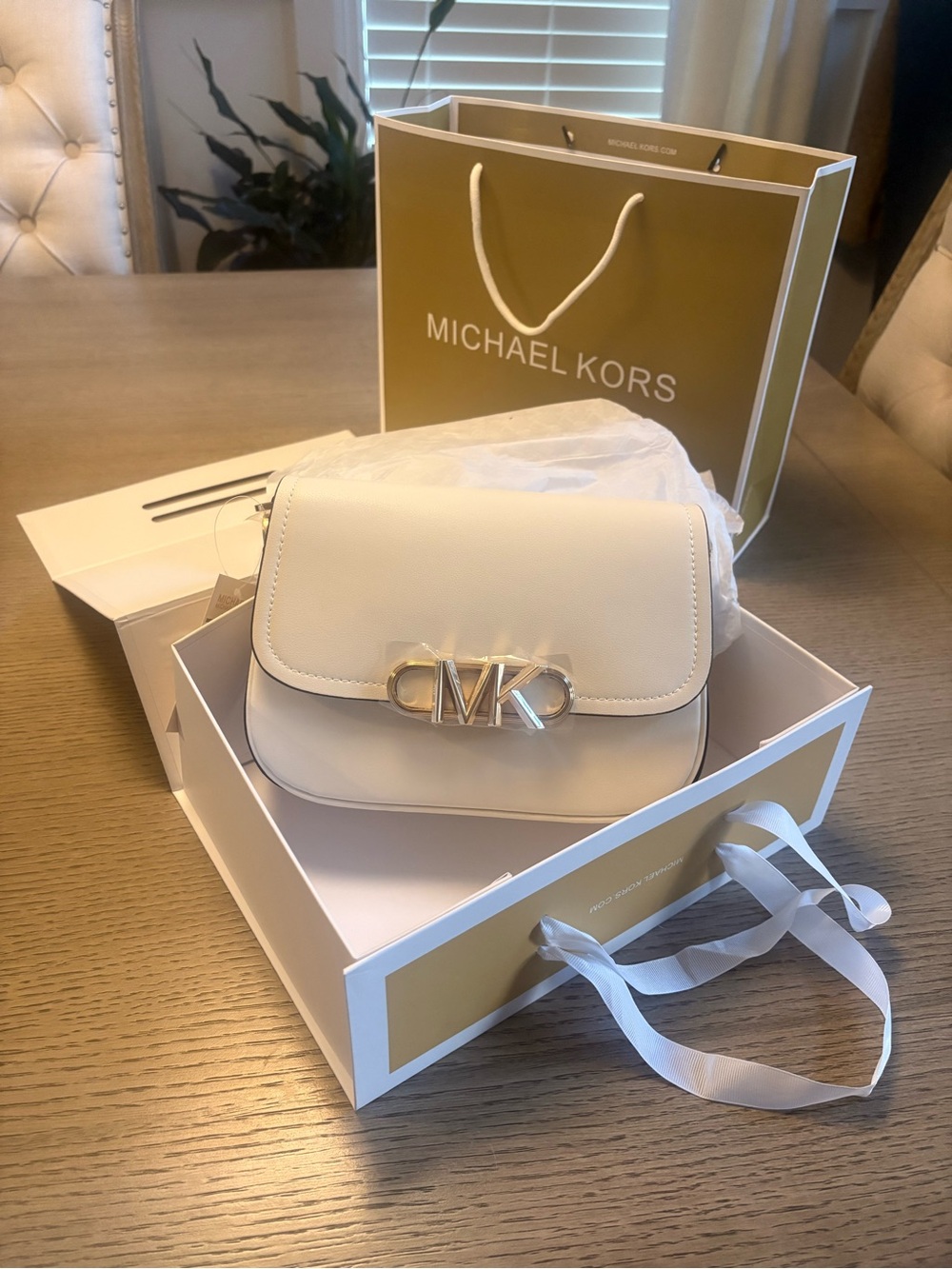 Michael Kors Cream Leather Shoulder Bag with Gold MK Hardware